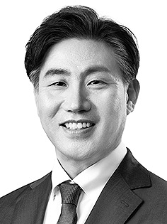 [오션 뷰] 부산, 바다 위에 미래를 짓다