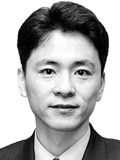 [데스크 칼럼] 6·3 이후가 더 걱정인 이 대통령