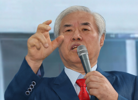 [속보] 법원, 전광훈 출국금지 집행정지 신청 기각…