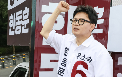 상승세 한동훈 최종 선택은…독자 승리냐 단일화냐 기로에