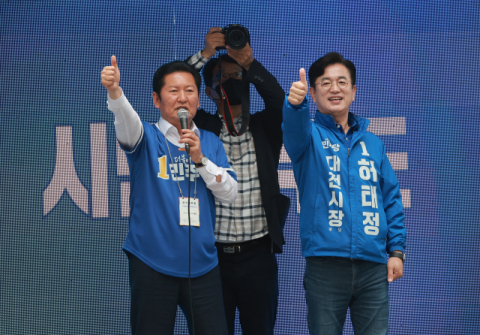 “완전한 내란 청산” “李 공소 취소 막아야”…수도권 선거