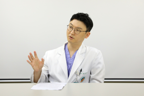 [인터뷰] 양성수 울산대병원 로봇수술센터장 “지역 최대 규모 장비·의료진… 수도권 원정 치료 끊을 것”
