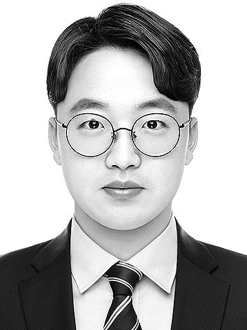 [이은철의 너튜브B컷] 레거시라 긁혔습니다만